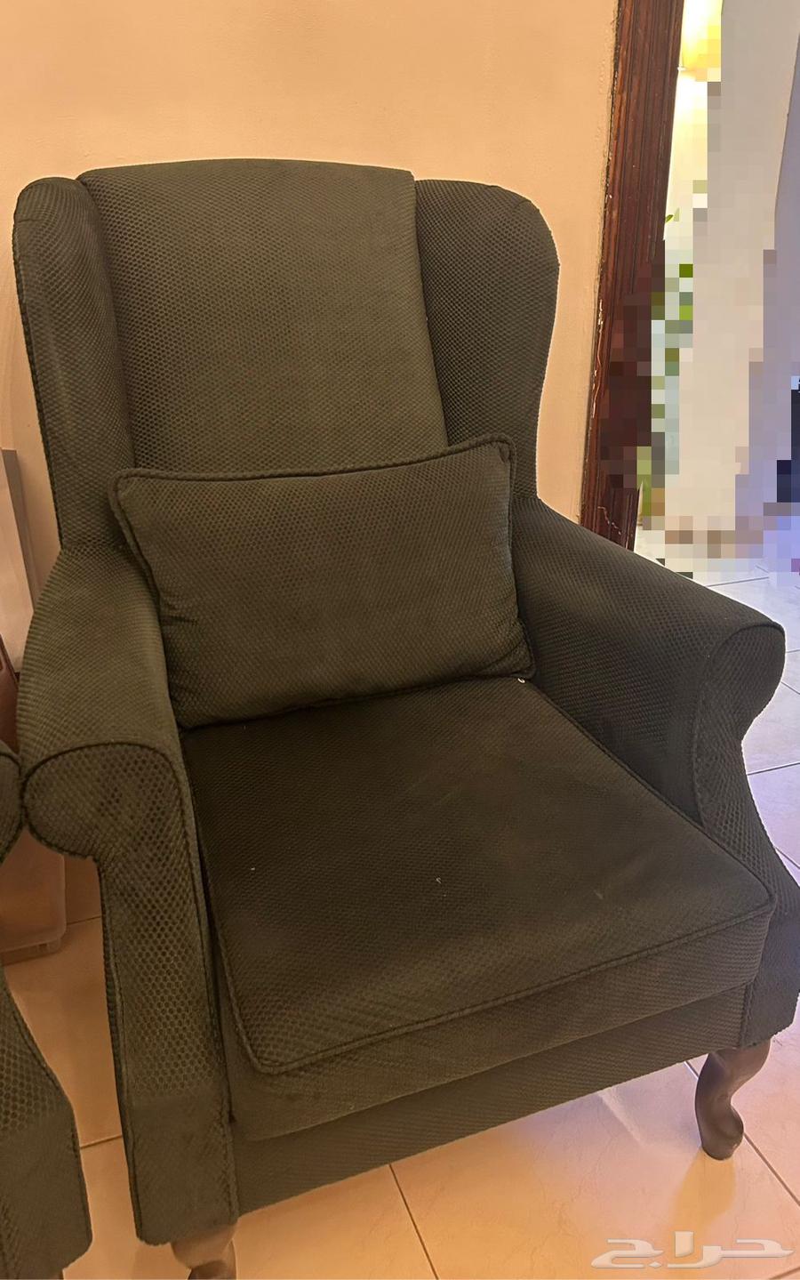 Sofa64472489394818112