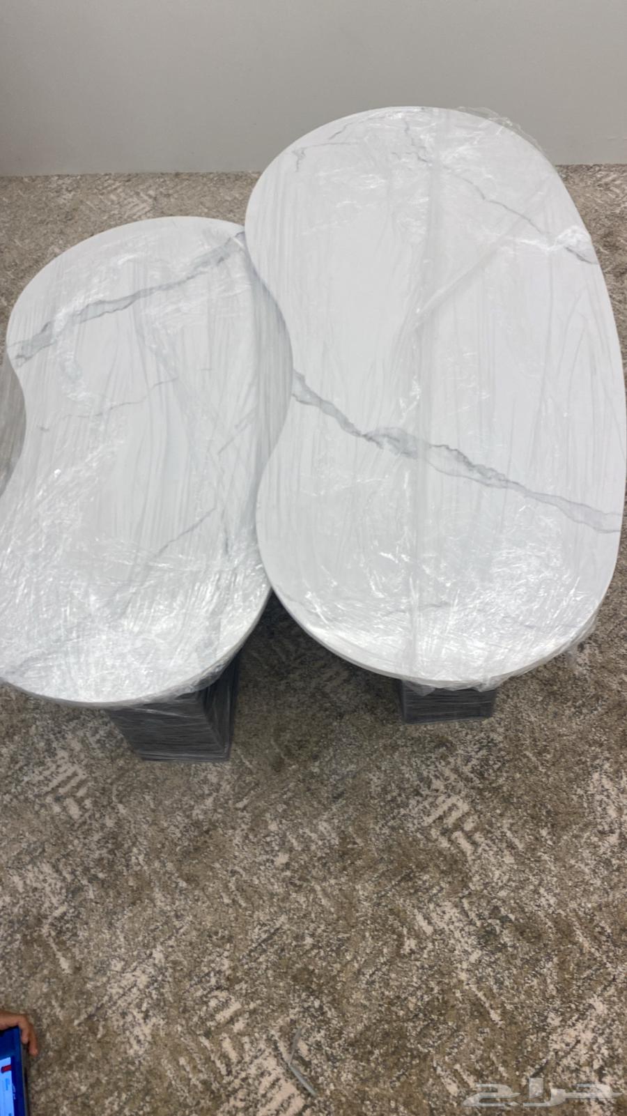 Two tables with 6 services64477797193219111