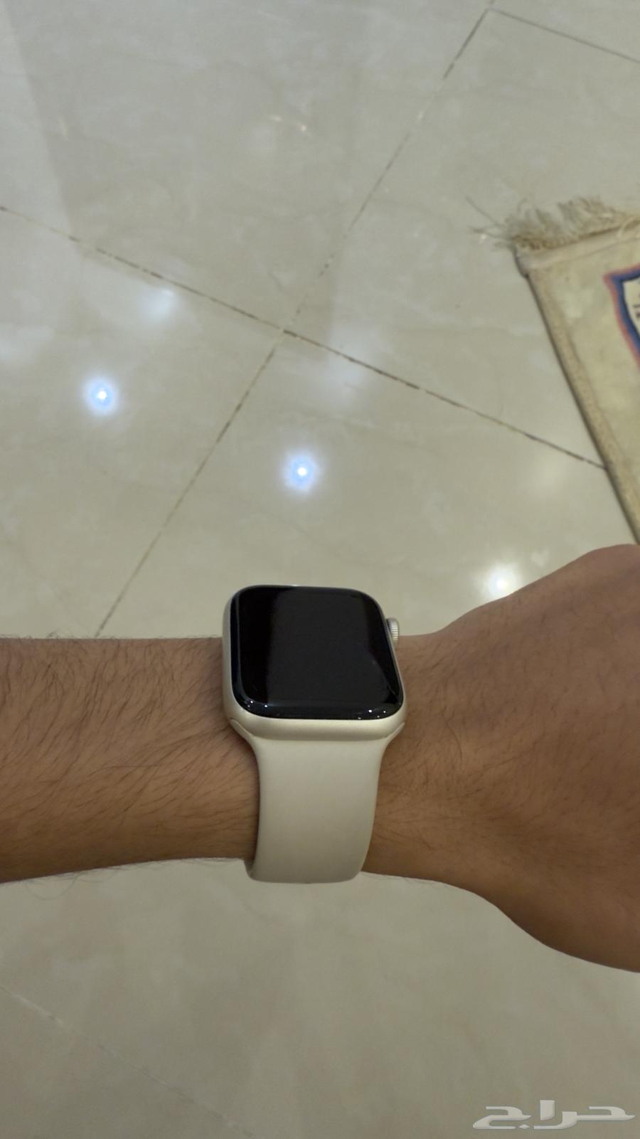 للبيع ساعة ابل SE الجيل الثاني64473177380355110