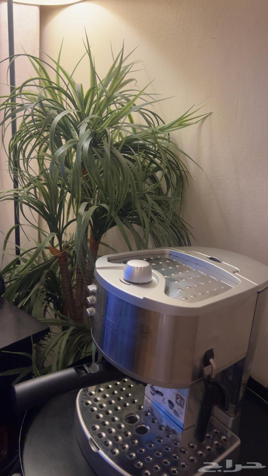 مكينه قهوه ديلونجي64474762514306111