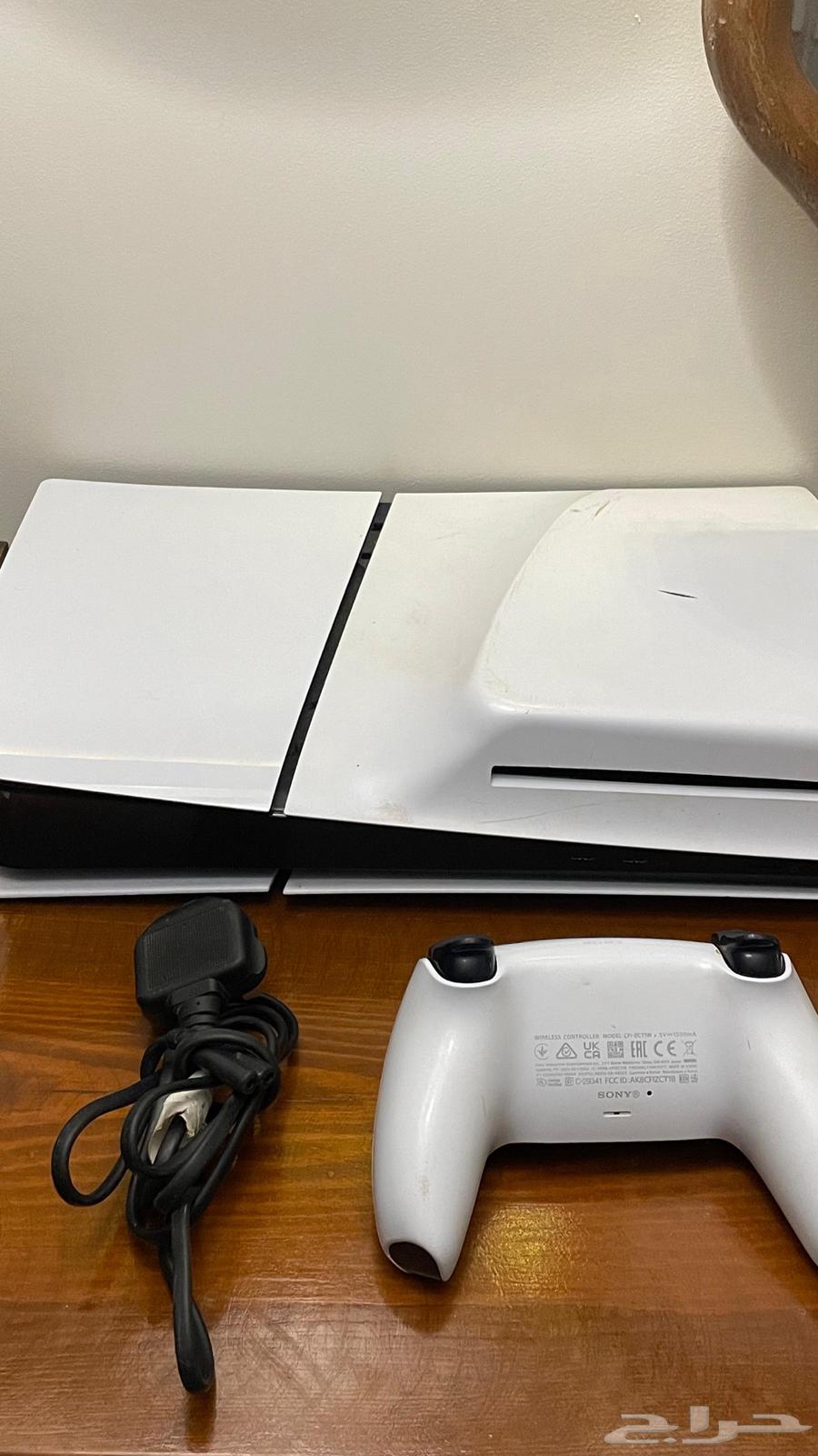 سوني فايف شرط ما يشكو من شي64477116065154112