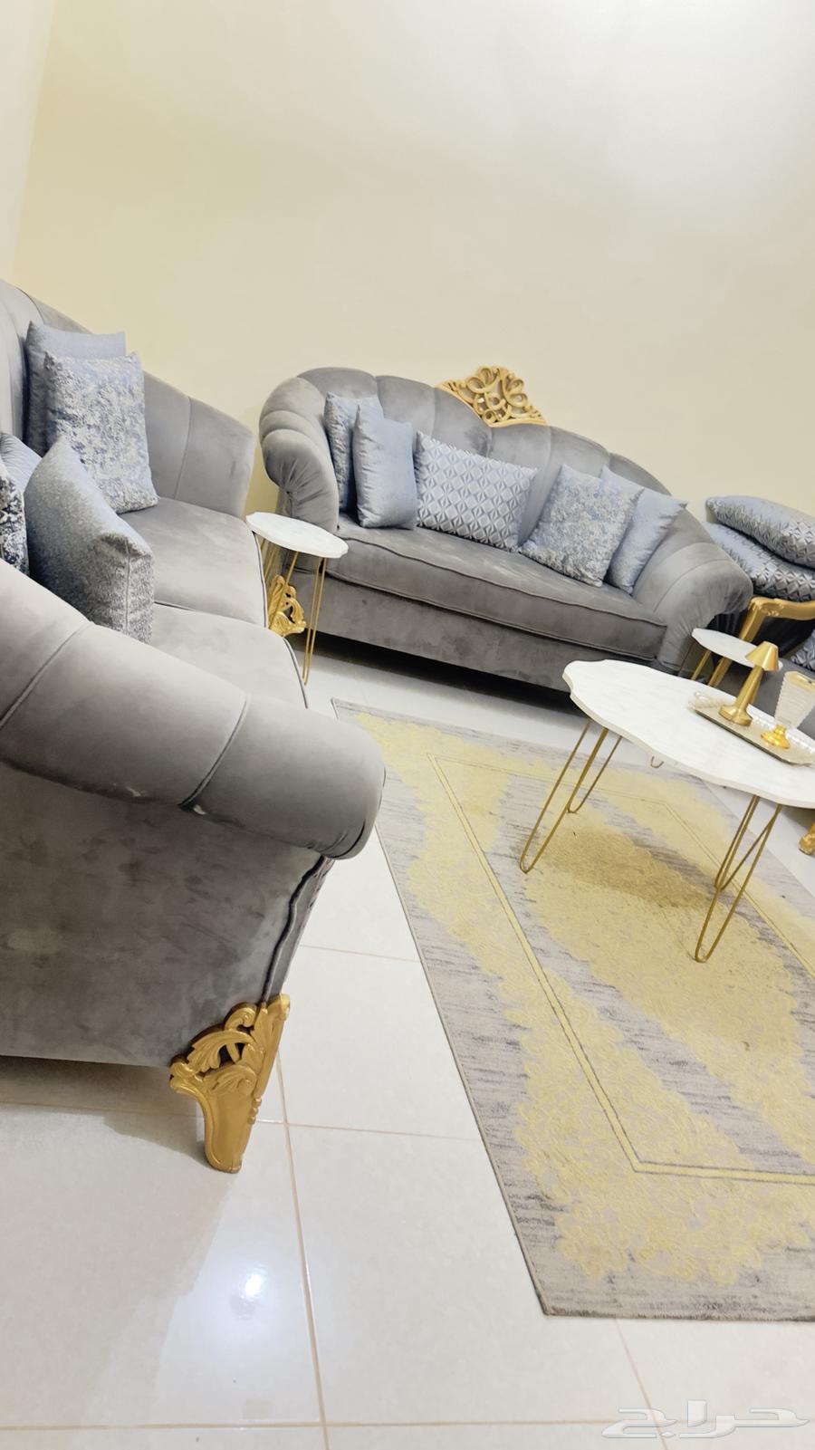 كنب ملكي كلاسيك64473597121281110