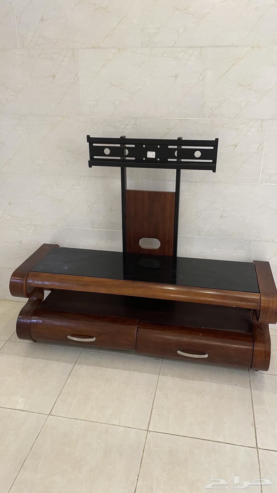 طاولة تلفزيون64476935146497110