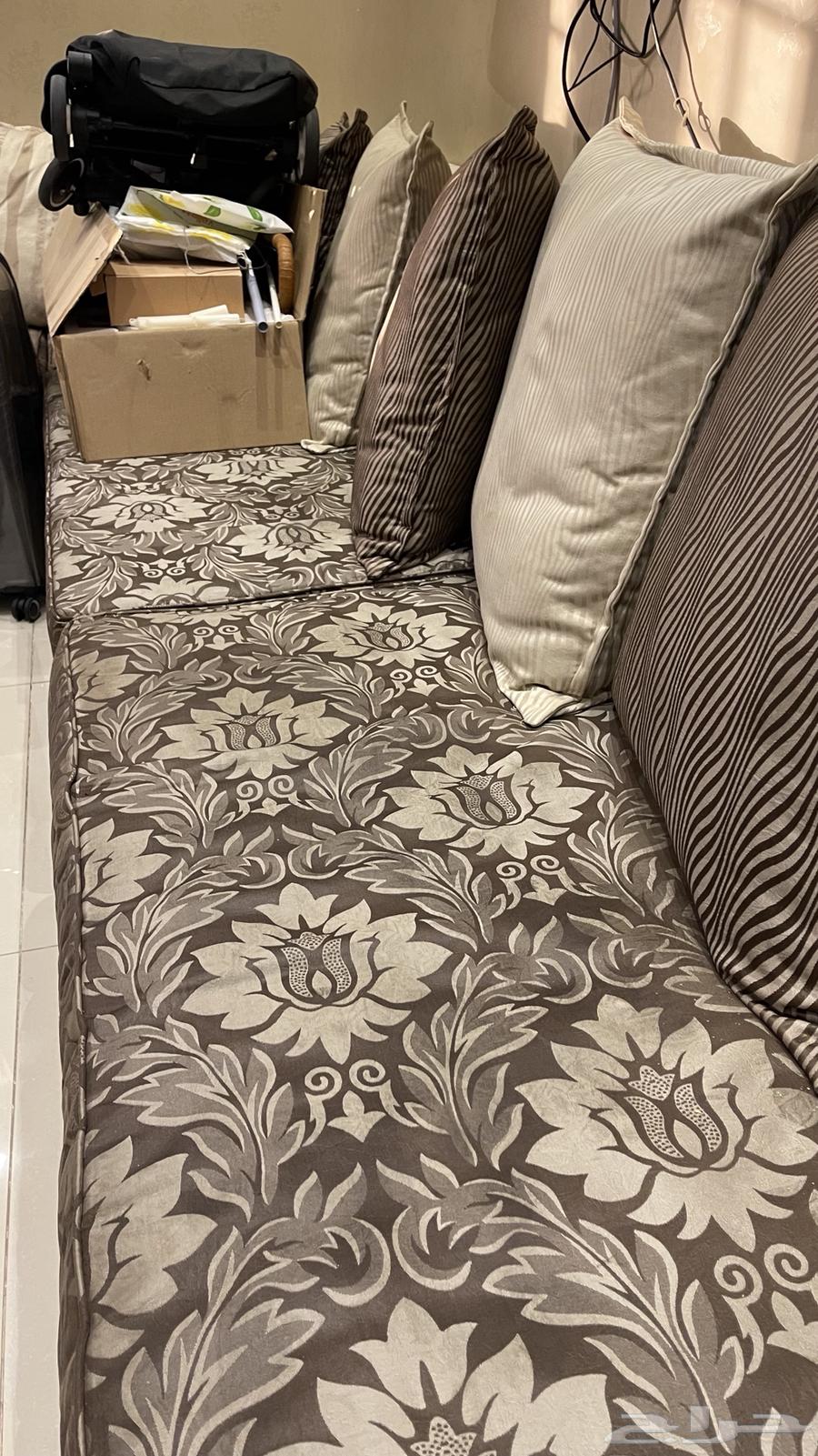 للبيع كنب نظيف64476378848385112