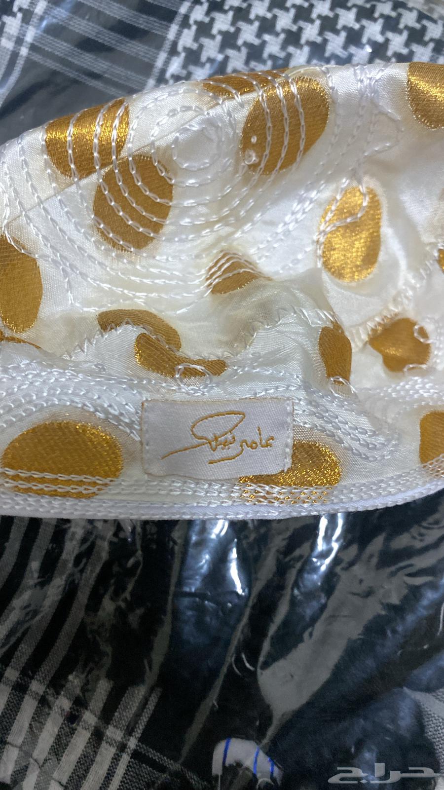 بوستر وشماغ وطاقيه عامر بتوقيع عامر للبيع64472644665731111