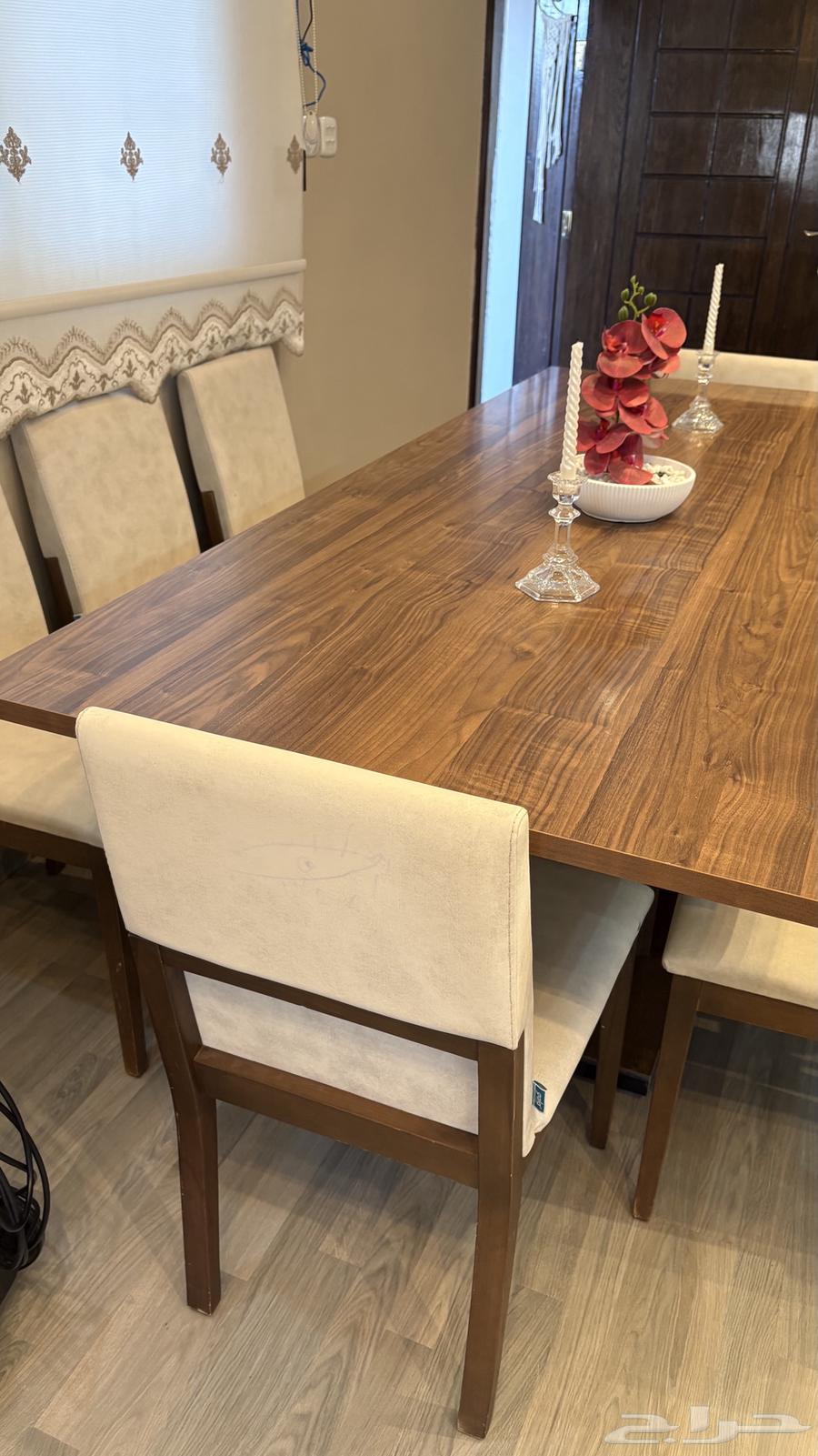 طاوله طعام 8 اشخاص64477575924483113