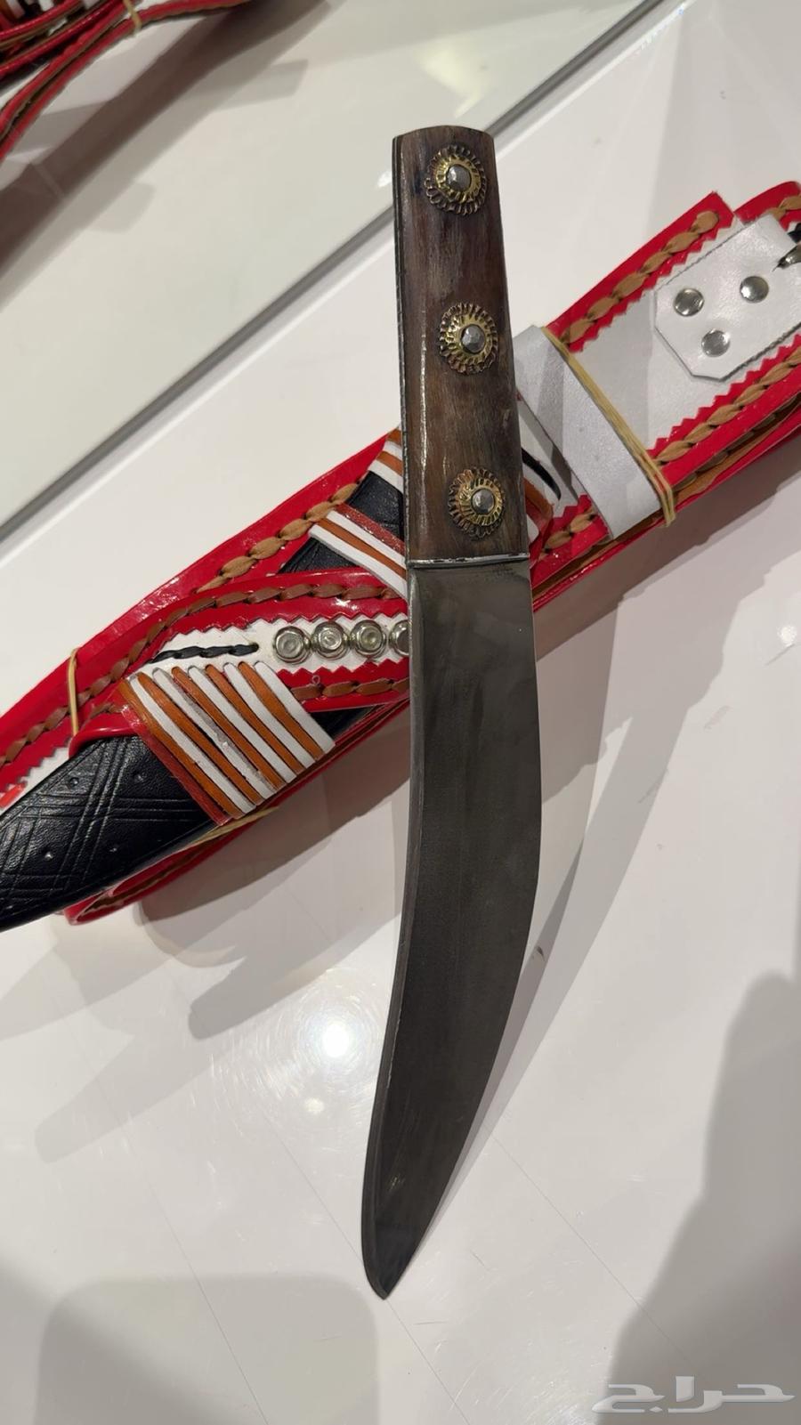 سكين راسها قرن موس64473758861699111