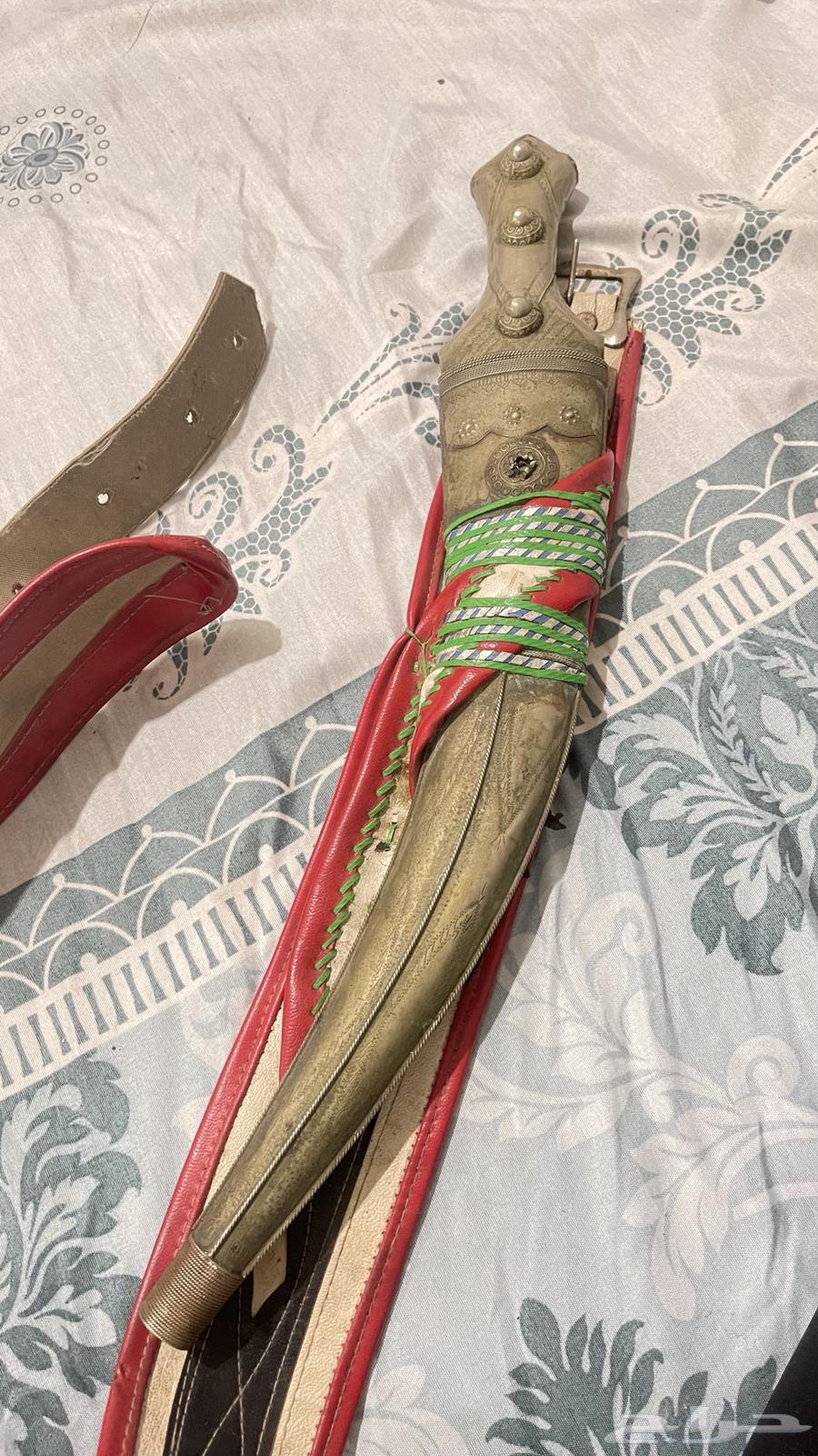 جنبية للبيع المستعجل عمرها قديم جدا64478197214083112