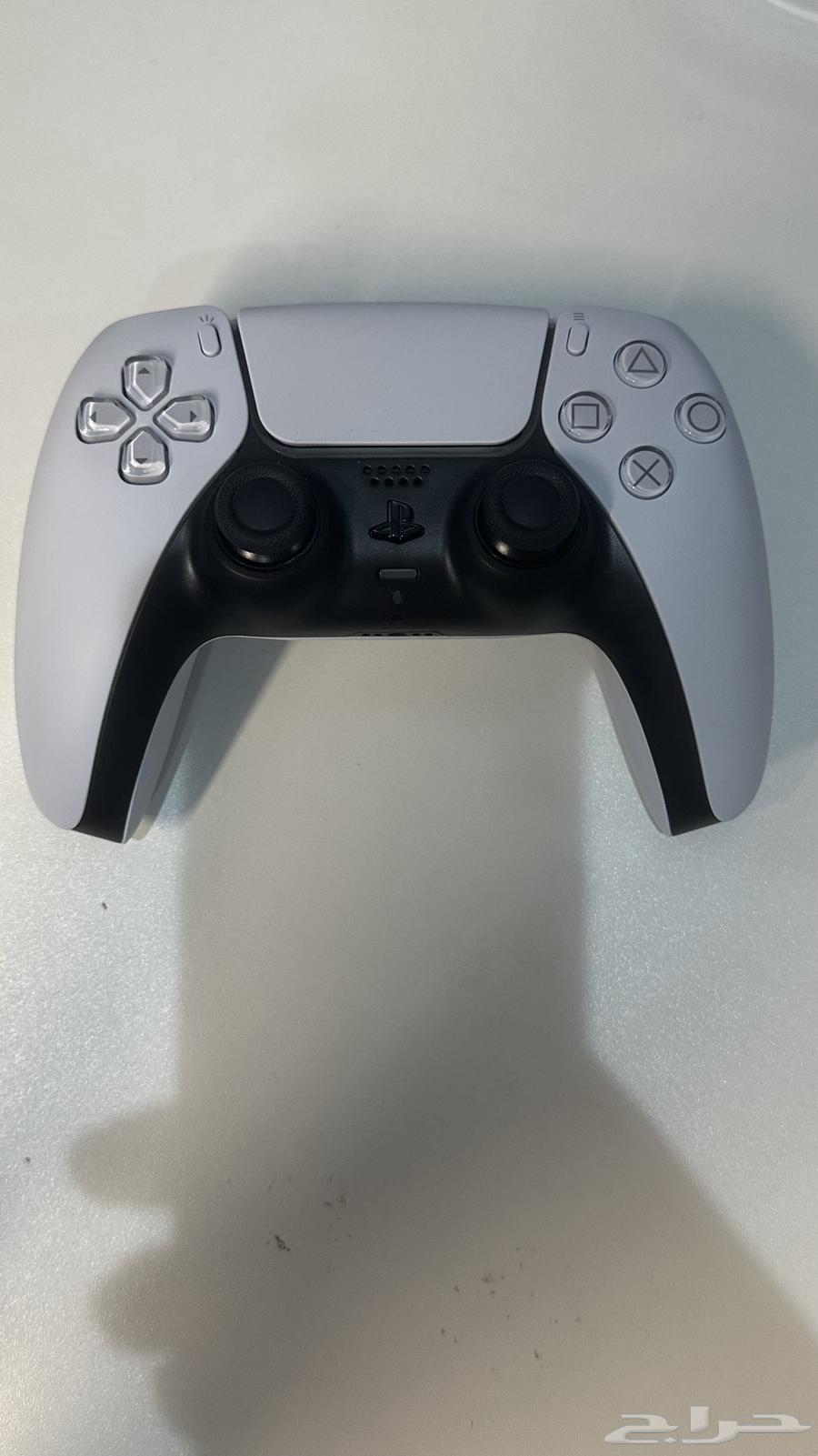 يد سوني فايف تقريبا جديدة64475418548994113