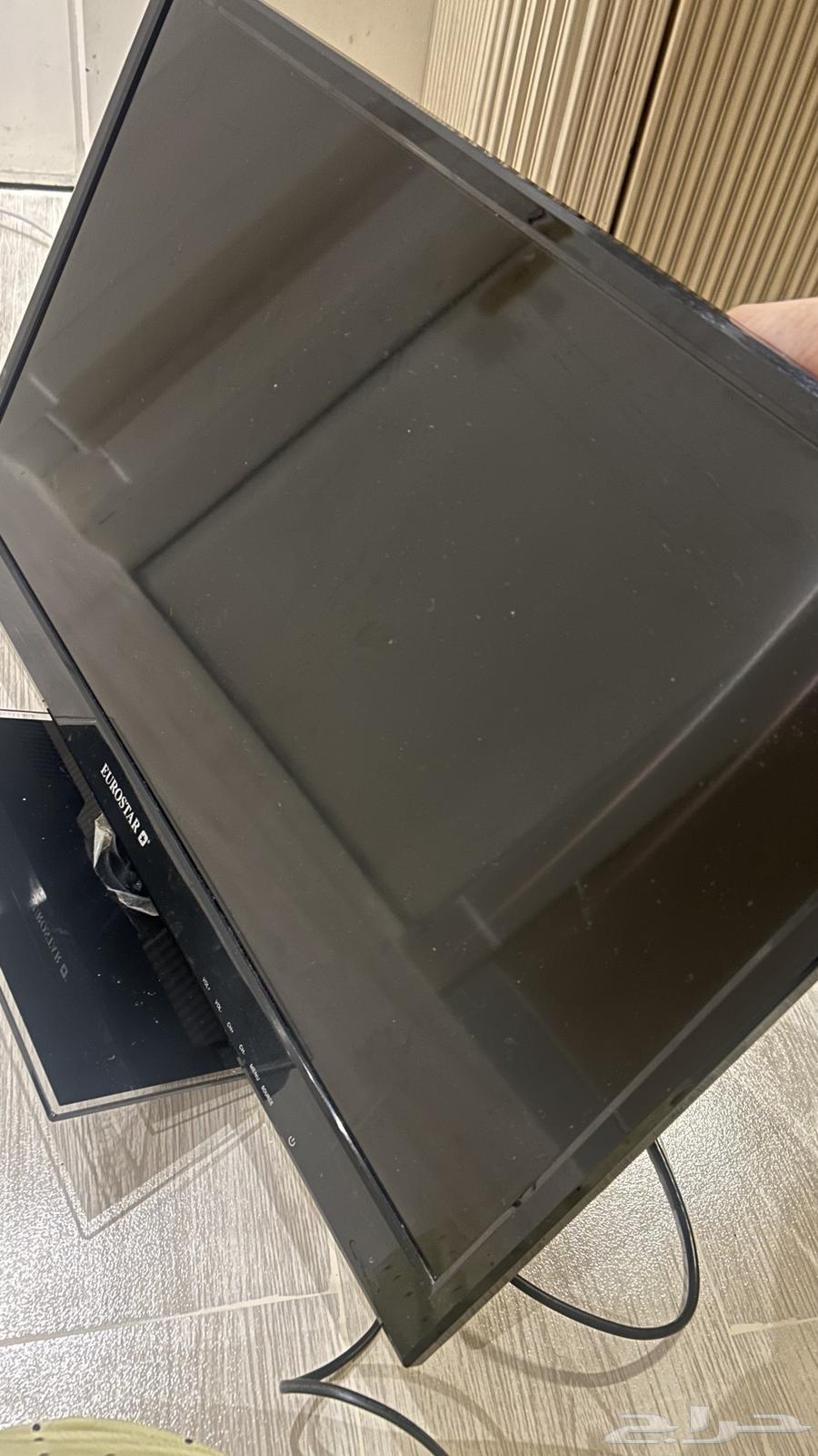 شاشه مستعمل للبيع ممتازه الصراحه مافيها خدش64472699713153111