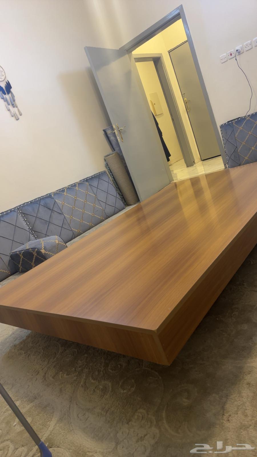 Council table64478649551234110