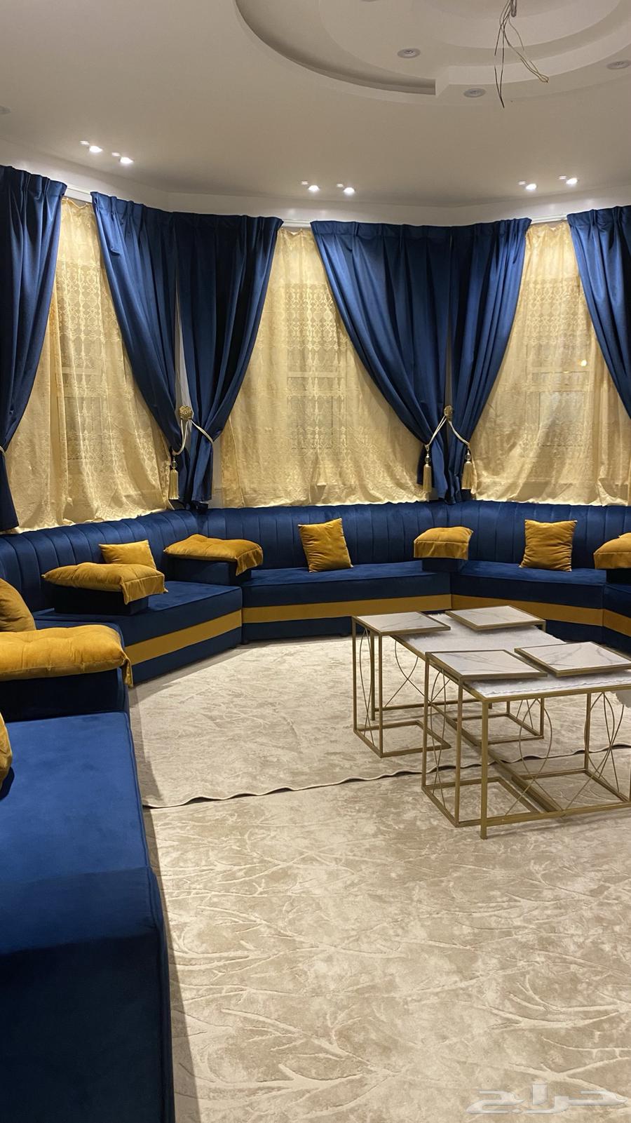 Complete sofa set with accessories 4 curtains table mat64477240763779110