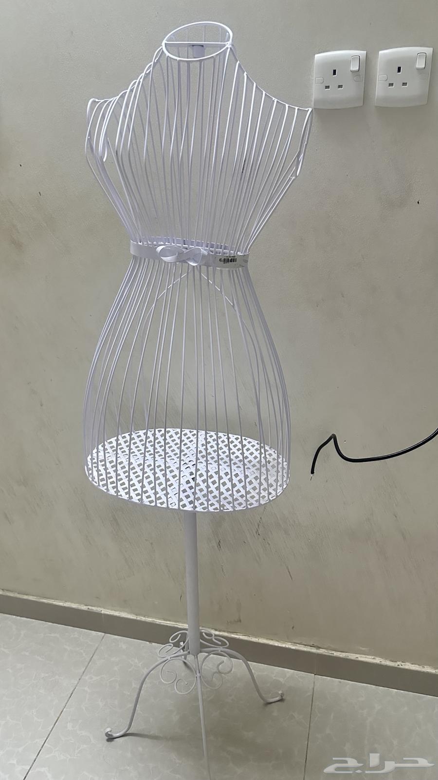 Mannequin64472186660739110