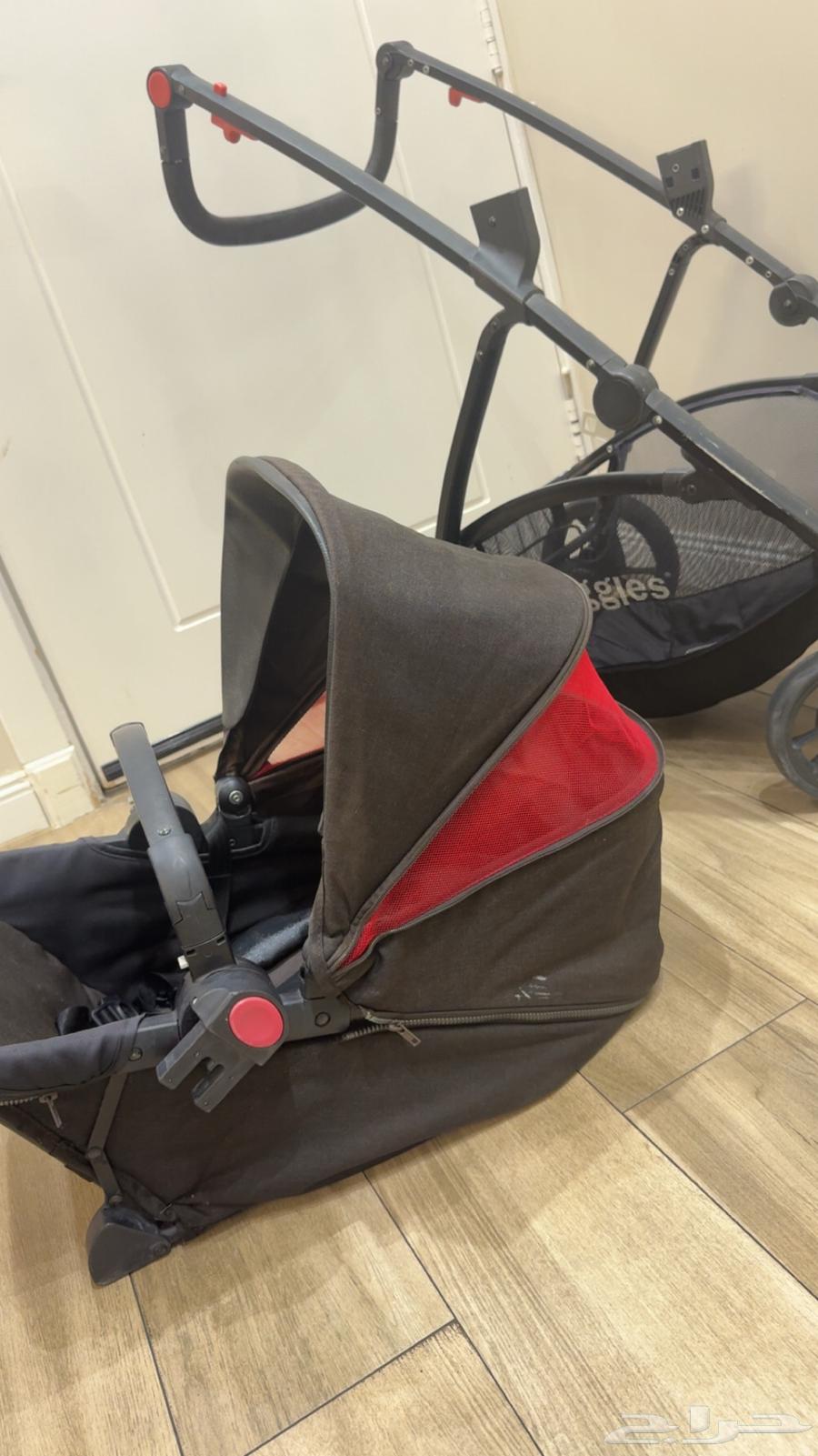 Giggles brand children's stroller from Center Point64477282907779111