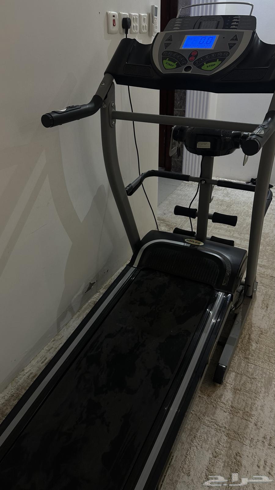 Used for walking, only one month due to lack of space at home64478183230977110