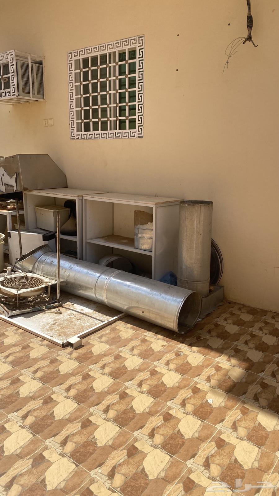 مدخنه ستيل مستخدمه فتره بسيطه64473597087618111