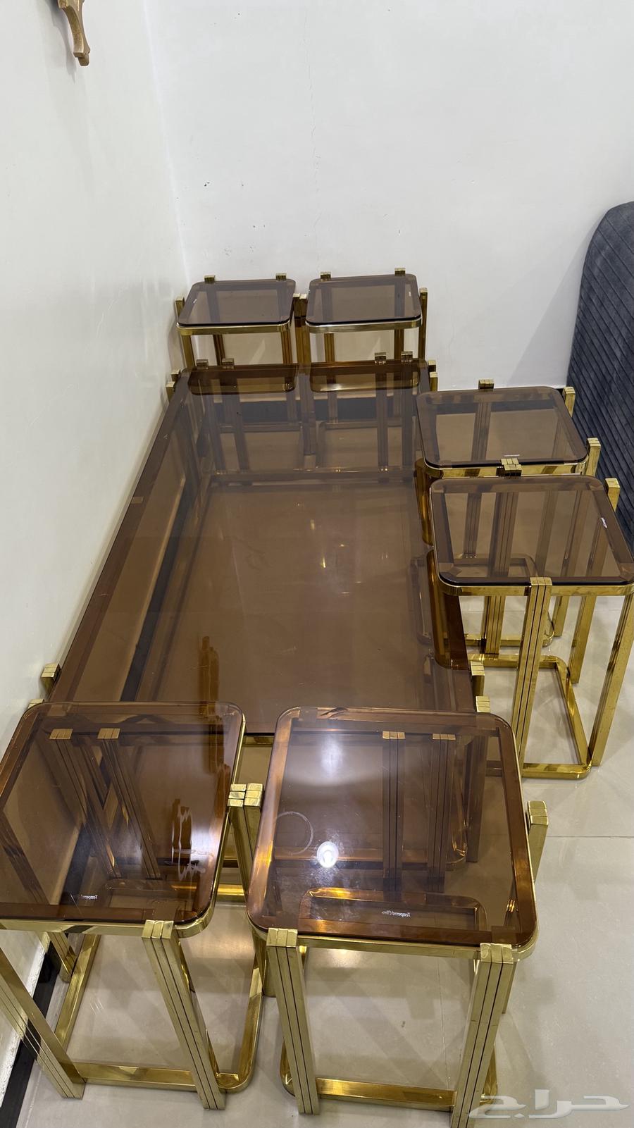 Dining table64477797134210111