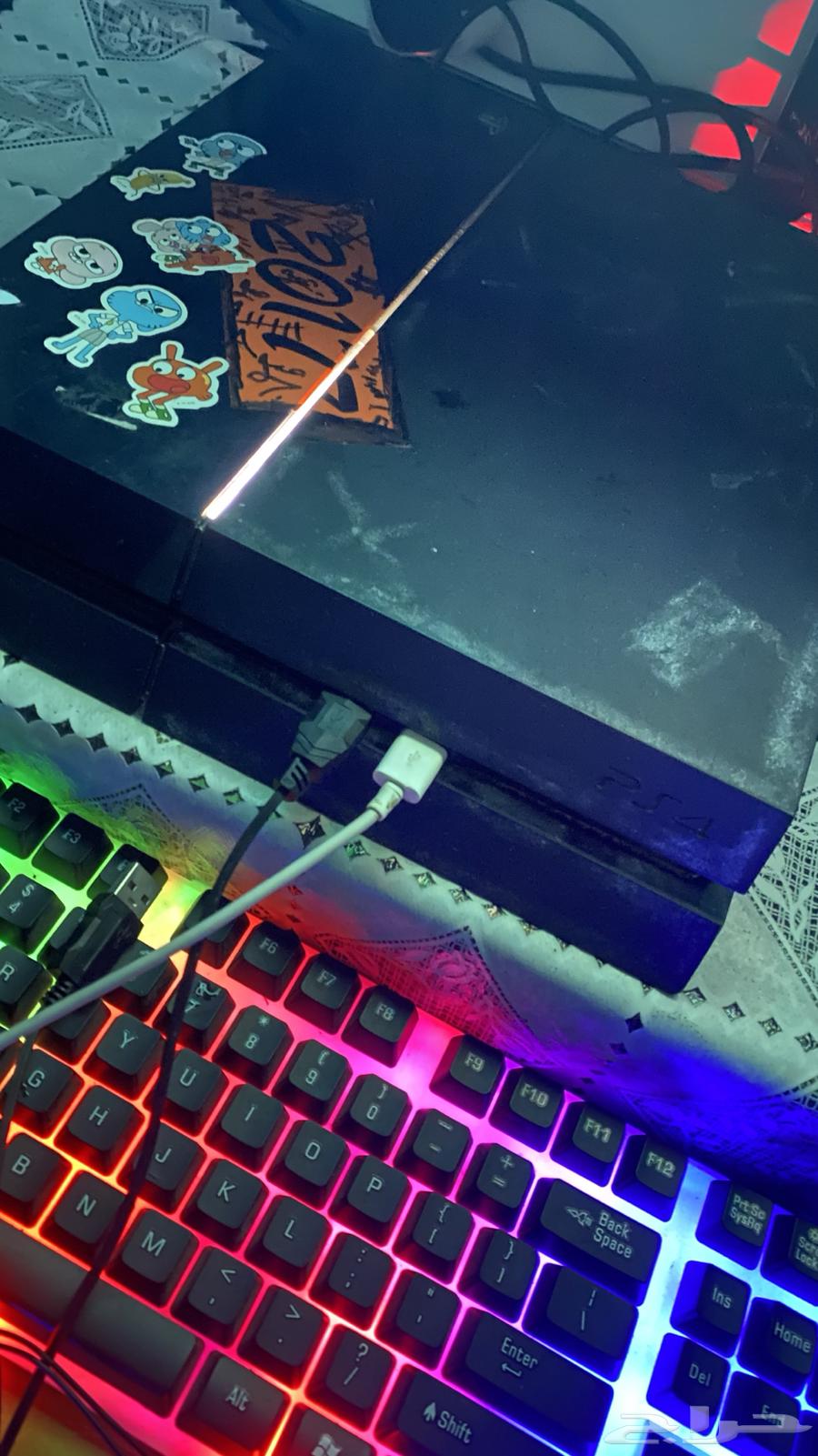 Sony 4 and screen with controllers64472644764035112