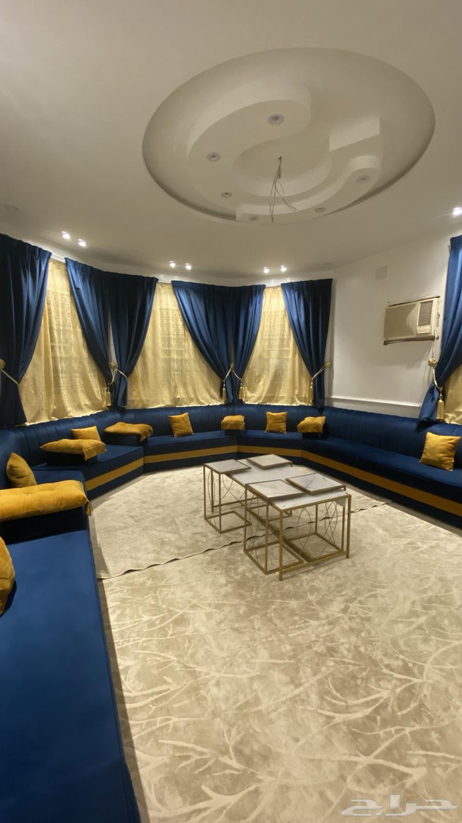 Complete sofa set with accessories 4 curtains table mat64477240763779111