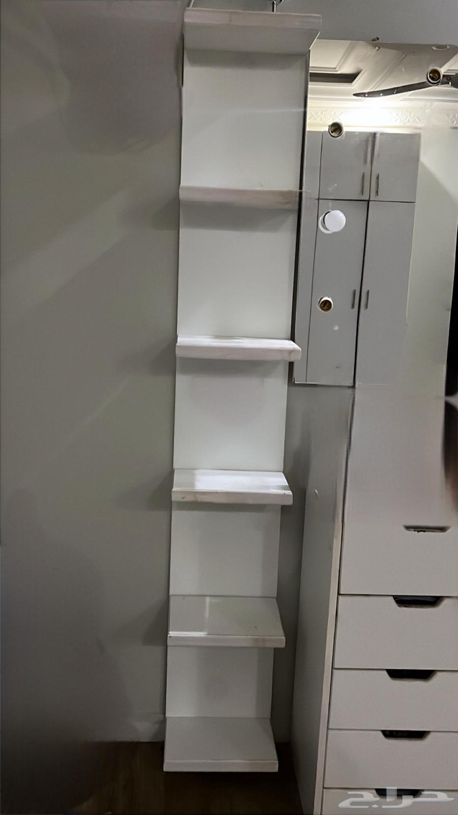 تسريحه مع رف جانبي يتواصل واتس على ذا رقم64478539792259112