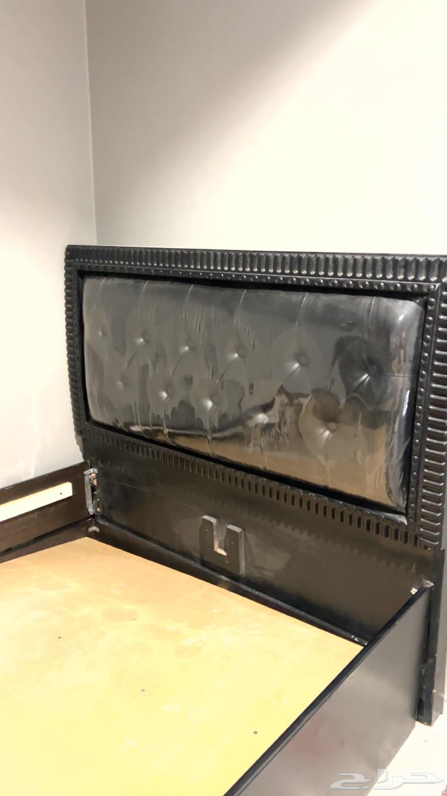 سرير خشب كامل للبيع64478292949634110