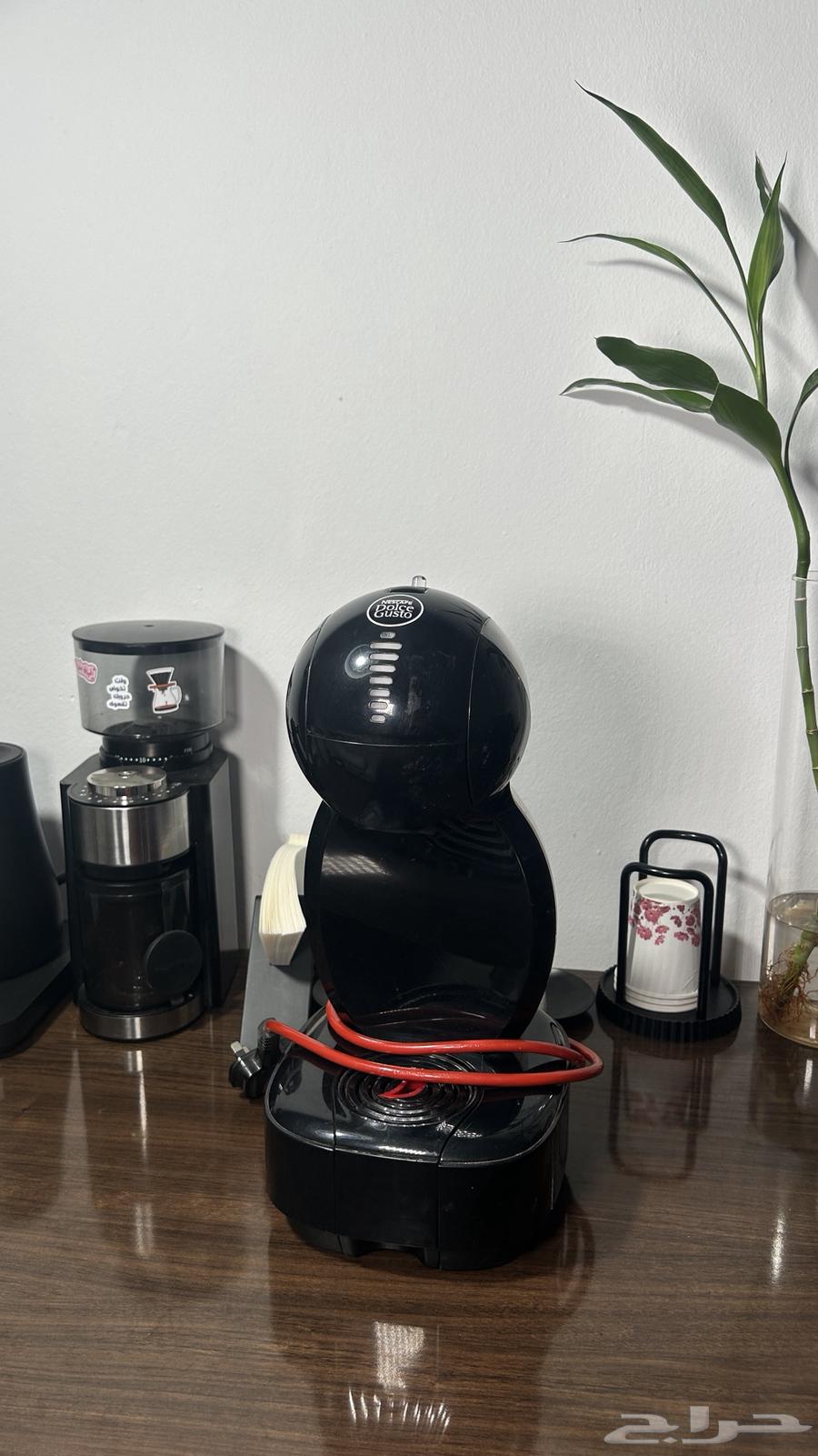 Espresso machine by NUN, capsule machine by Dolce64472741379841113