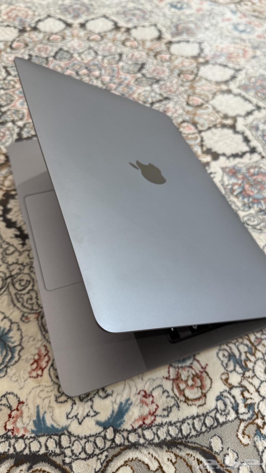 ماك بوك m1  نظيف اخو الجديد64474818625921113