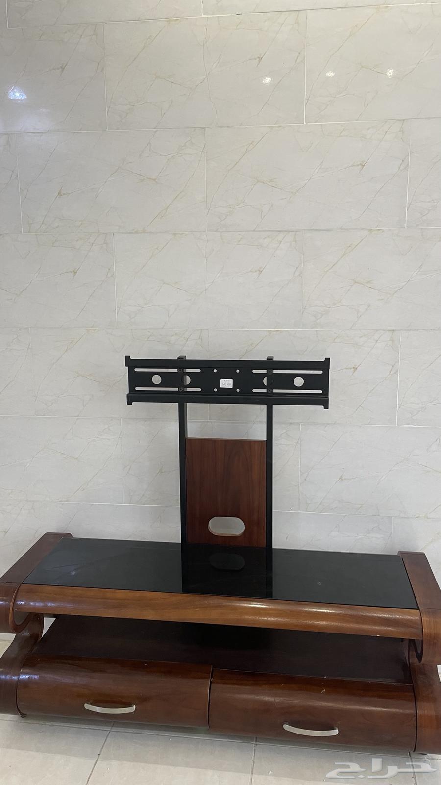 طاولة تلفزيون64476935146497111