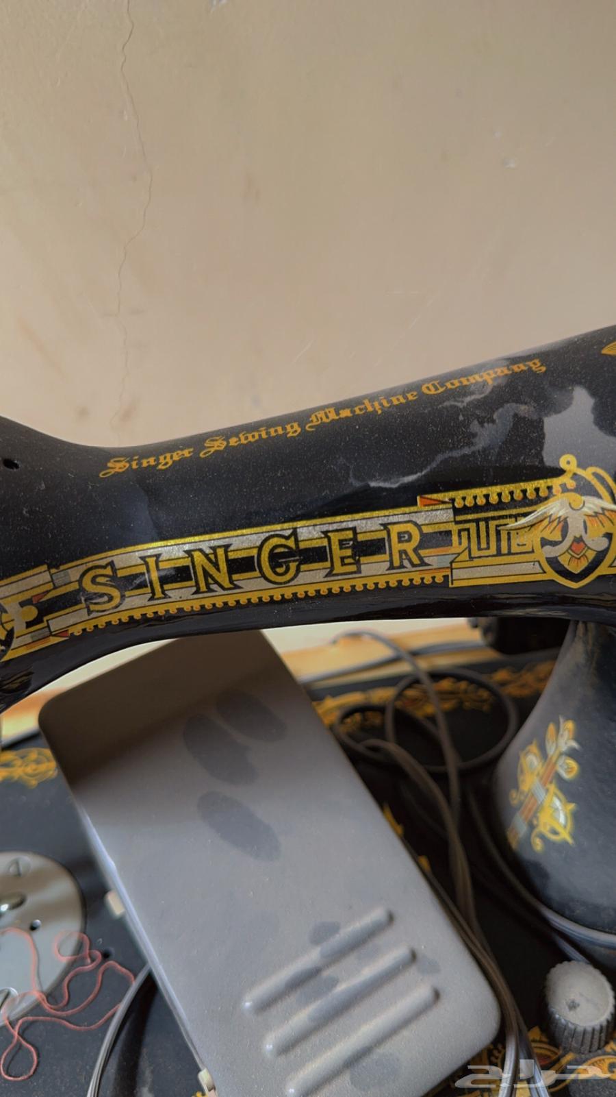 مكينه خياطه اثريه قديمه فوق ال 40 سنه للبيع على السوم64471952670082110