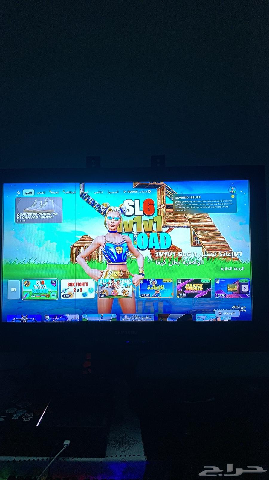 Sony 4 and screen with controllers64472644764035113