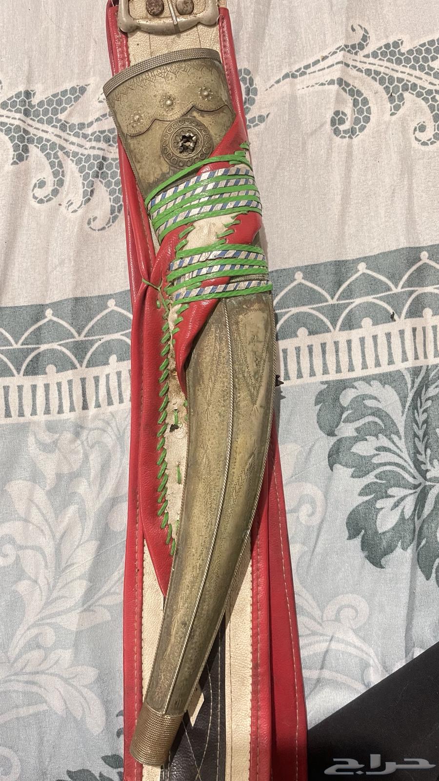 جنبية للبيع المستعجل عمرها قديم جدا64478197214083110