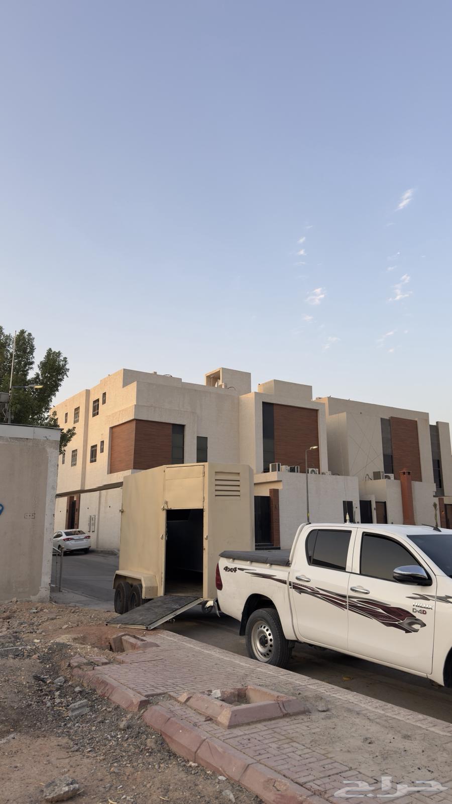 عربة خيل راسين للبيع64475280579203111