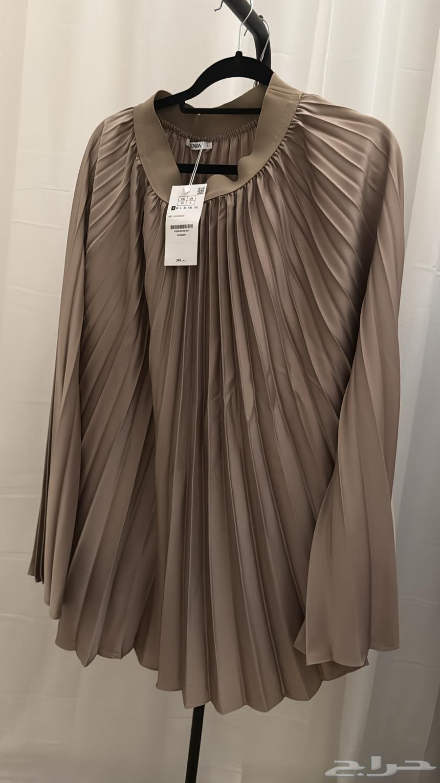 فساتين جديدة غير ملبوسة على 50 ريال64476266753795114