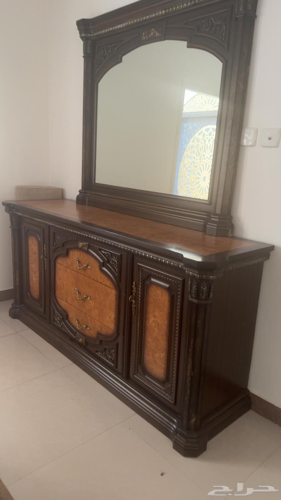 دولاب طاولة طعام64474283679106110