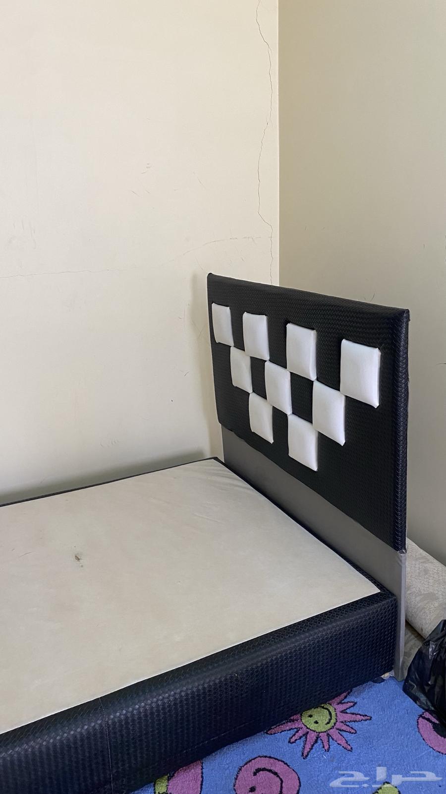 Double and a half bed64474846514689111