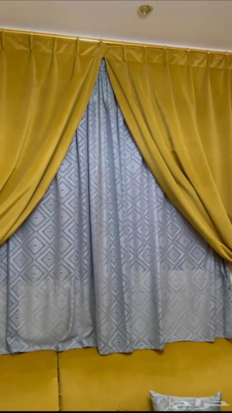 Almost new, very clean sofa, offers less than 500 won't be considered, contact me64478594128898111