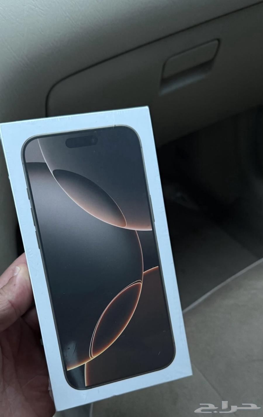 iPhone 16 Pro Max64477617556098110