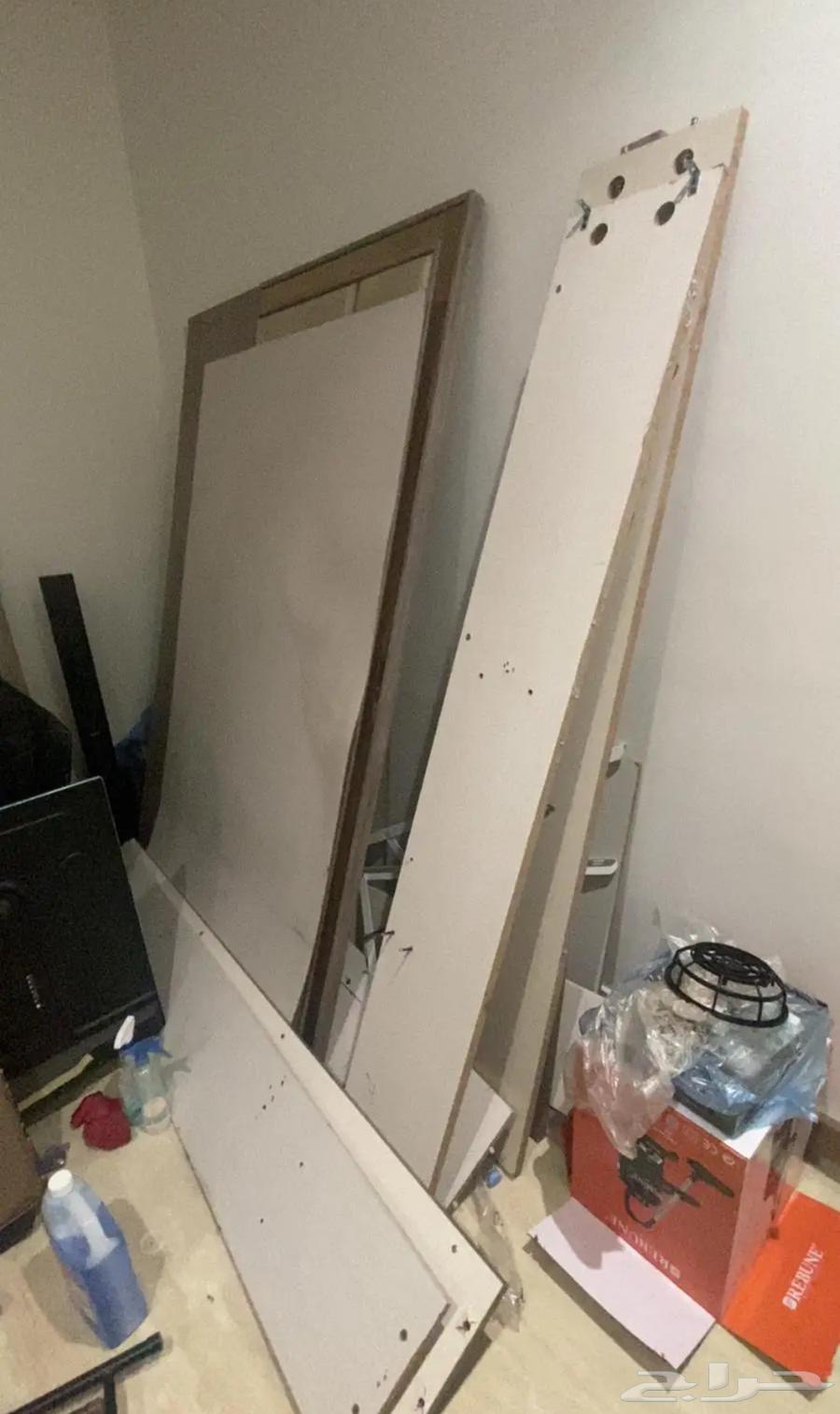 كنب   سرير  وكمدينه واحده64477894241794113