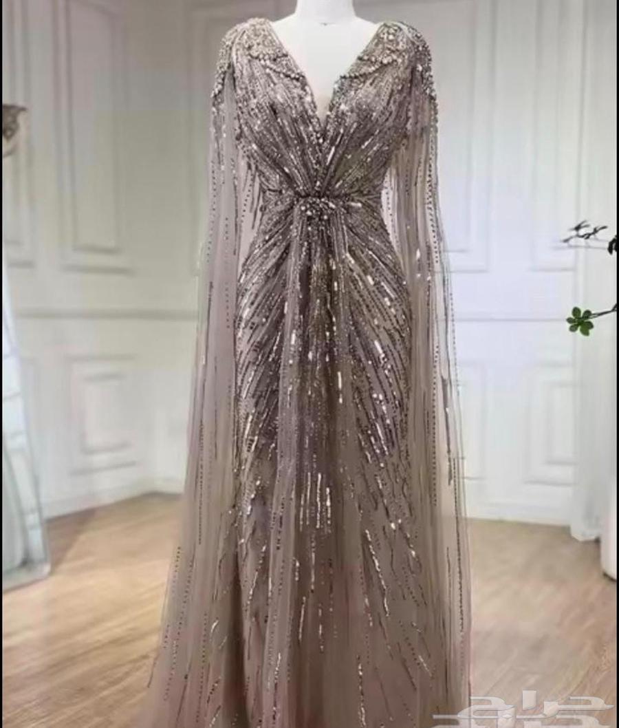 فستان سهره فخم لبسه واحده اشتريتو 1500 ريال64473022809729110