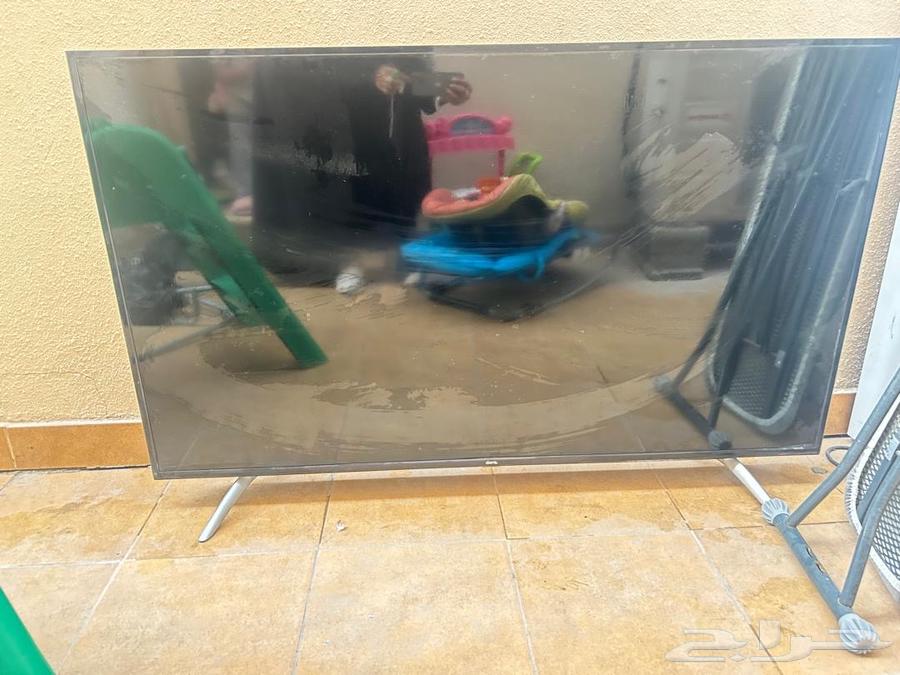 Freezer fridge with screen64476043747714110