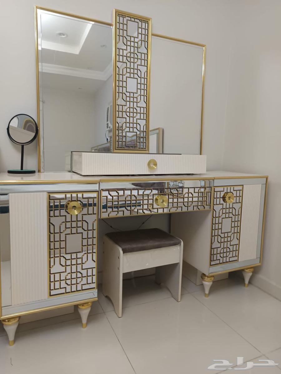 غرفة نوم للبيع64472768472450113