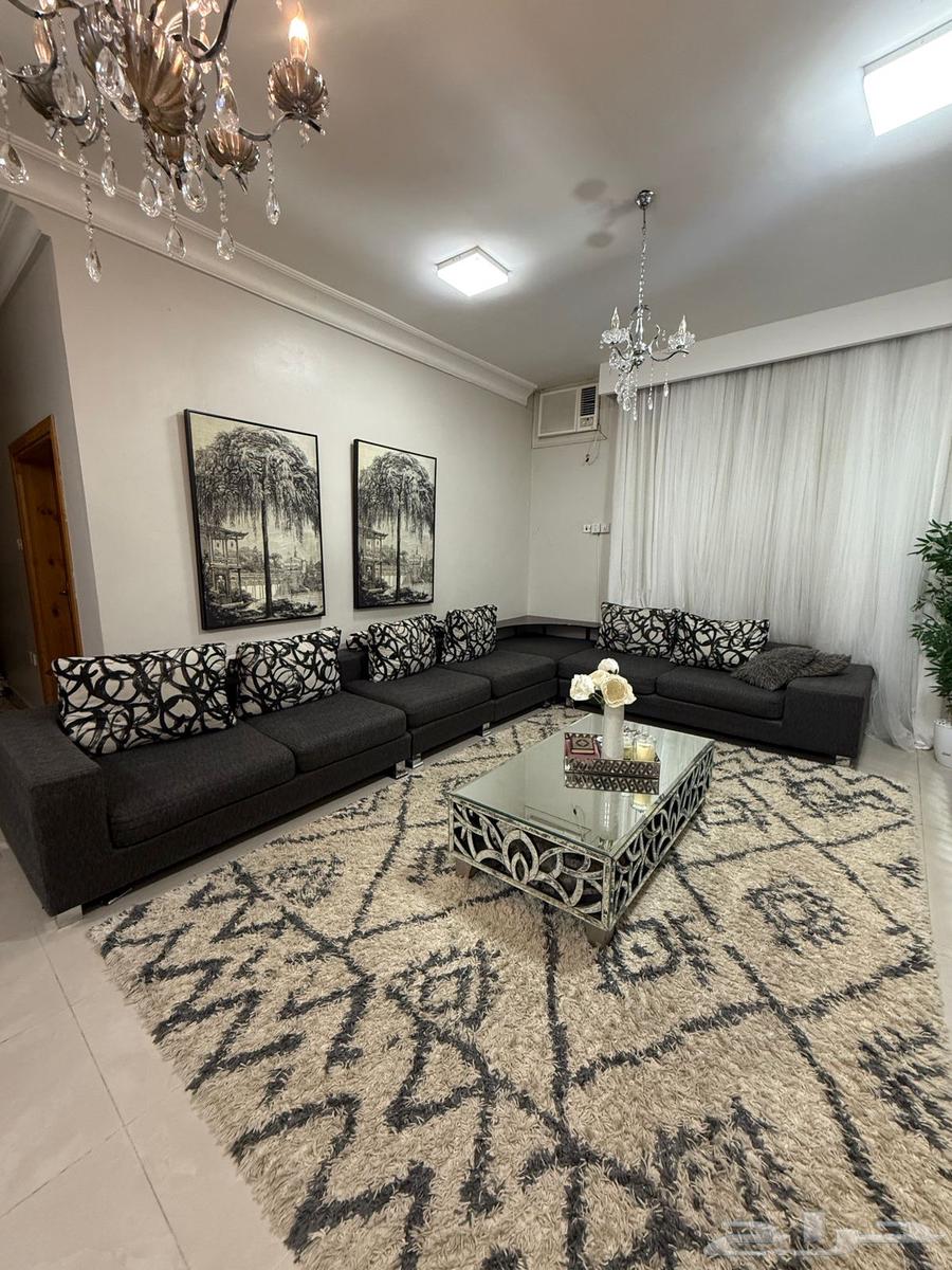 Sofa with dining table64478360996738110