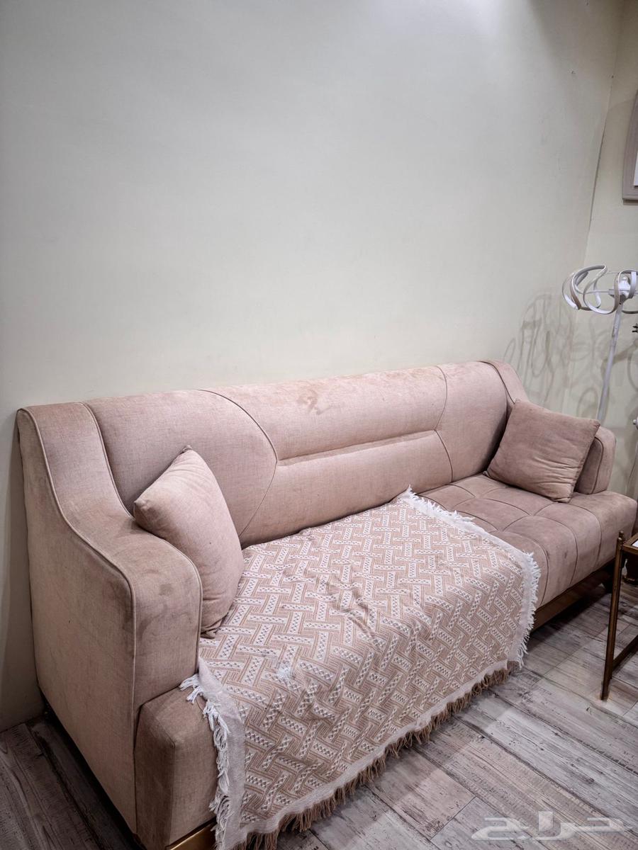 للبيع كنب وطاولات64476072149633111