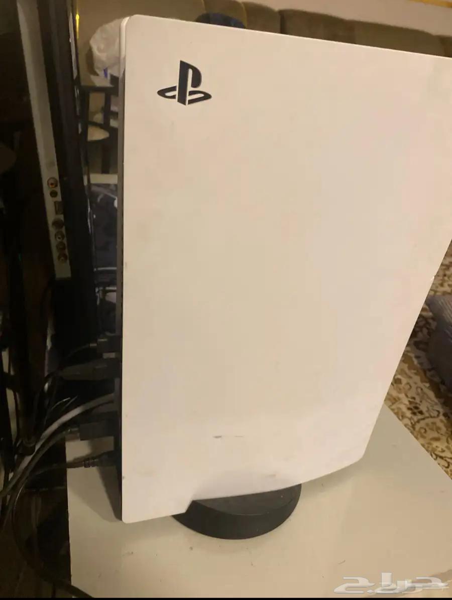 سوني 5 مع ماوس وكيبورد و اشرطه وحساب فيه اكثر من 200 لعبه64478732341505113
