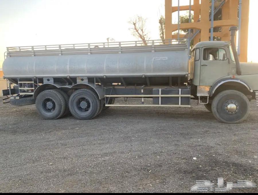 White Bus SCS 24 Chassis, Long Base64651410022787111