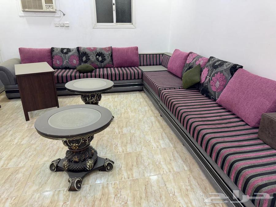 اثاث كنب طاولة طاولات تسريحة مكتبة كمدينة سرير دولاب64471883773442111