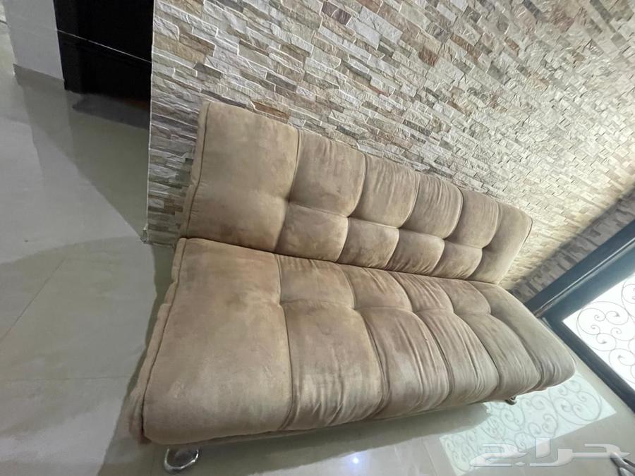 كنبة وتصير سرير مريح وواسع ونظيفة64476015880451110