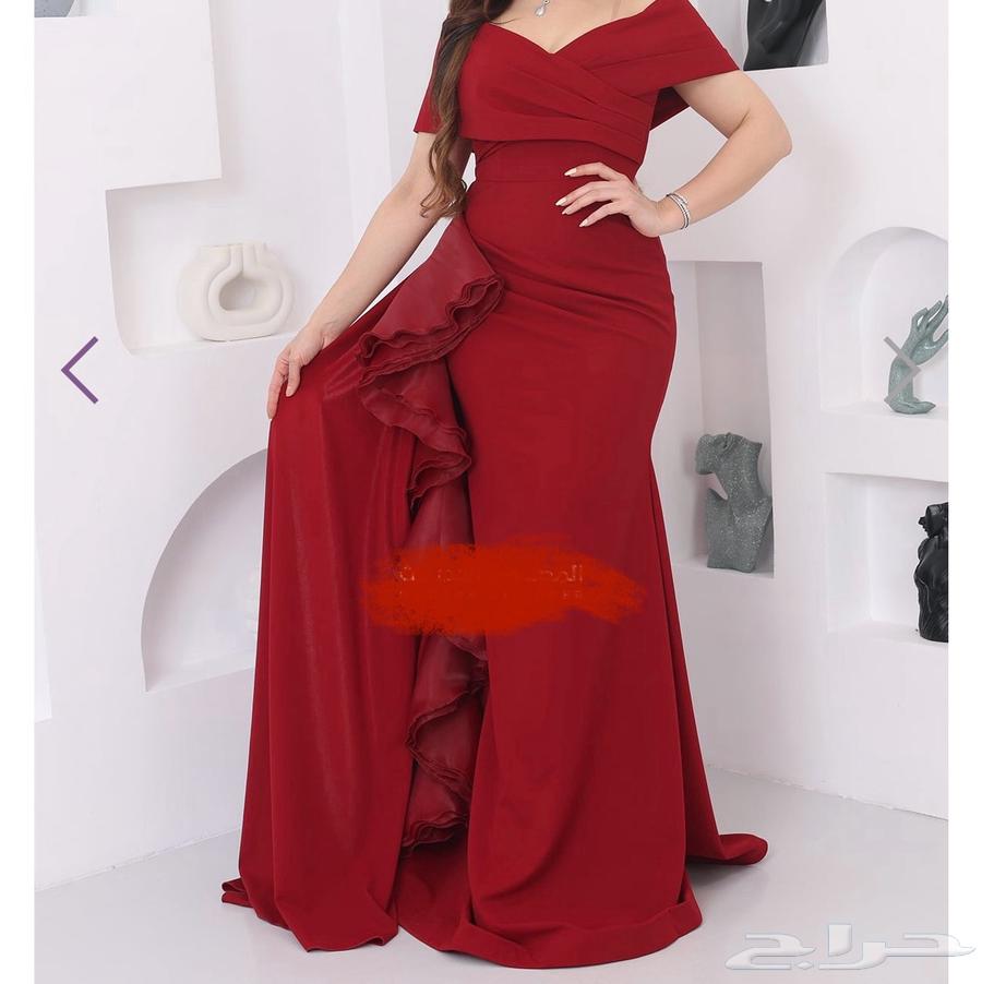 The dresses are new, worn once for five hours, price 75064473177282050110