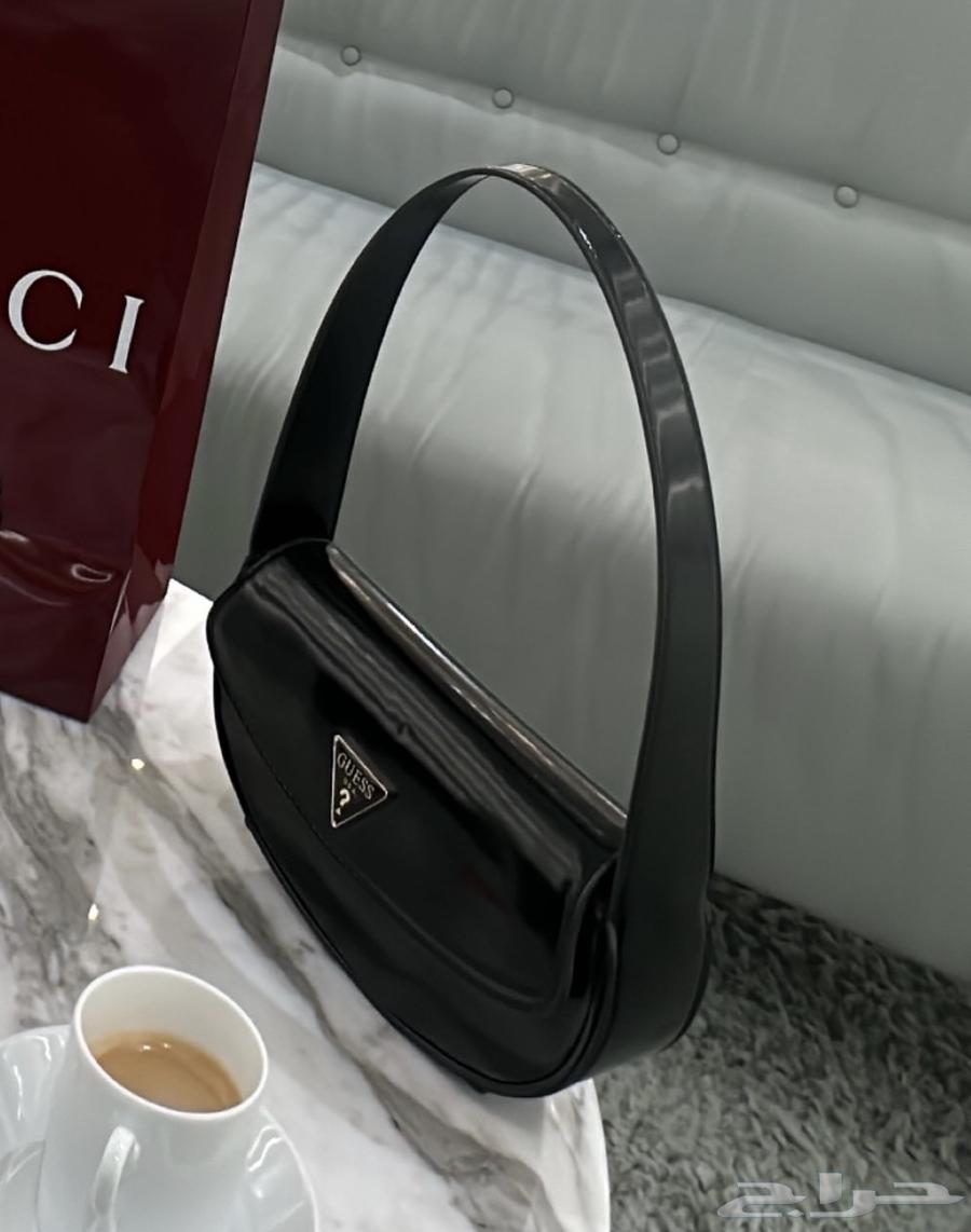 شنطة ماركة اصليه64477157693826110