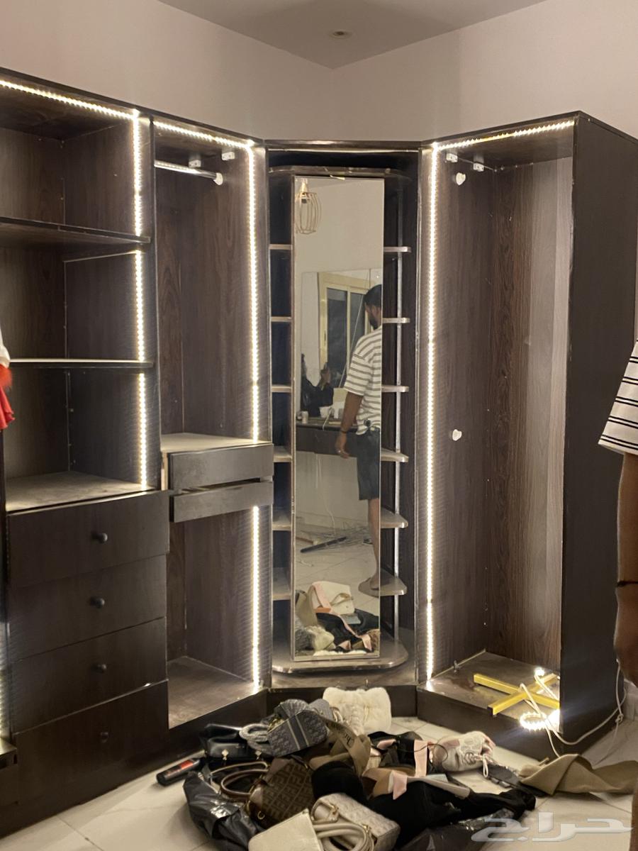 Automatic washing machine and wardrobe for details64473415435139114